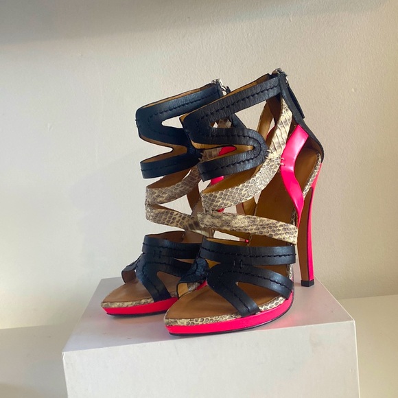 L.A.M.B | Jen | Caged hot pink stiletto pumps | black & hot pink Y2K | 6.5 - Picture 2 of 14